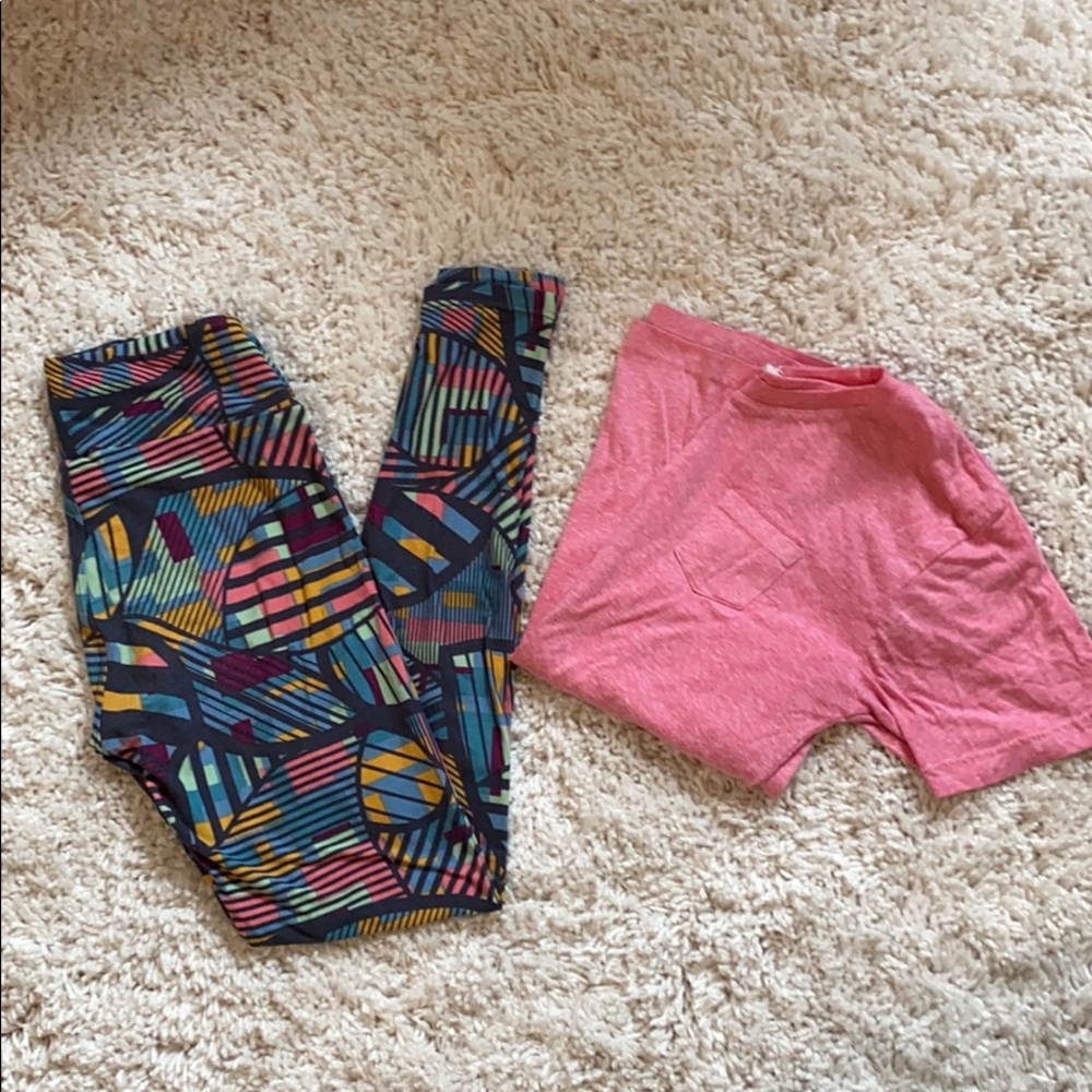 Lula Roe leggings with a tee